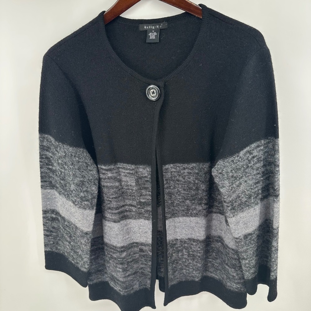 Tally-Ho Womens 100% Wool Colorblock Striped Cardigan Sweater Black Grey Size M